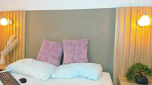 antonella cutie  online show from March 12, 2025, 4:02 pm