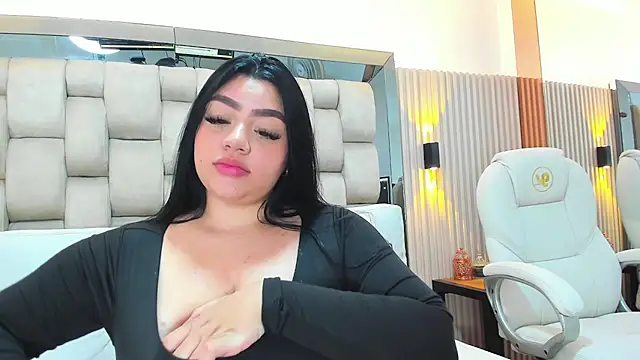 ashlyn parker online show from February 22, 2025, 7:47 pm