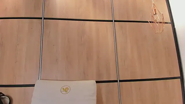 ashlyn parker online show from February 25, 2026, 8:51 pm