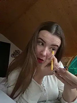 mewKate online show from March 9, 2025, 4:11 pm