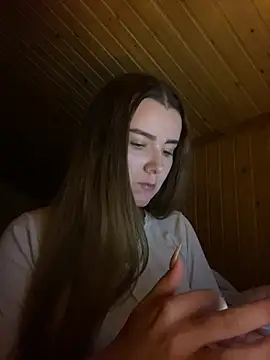 mewKate online show from March 20, 2025, 6:20 pm