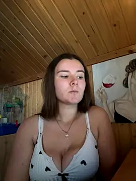 mewKate online show from October 29, 2025, 2:52 pm