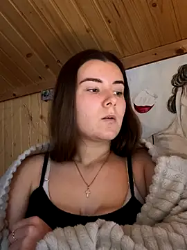 mewKate online show from November 27, 2025, 1:35 pm