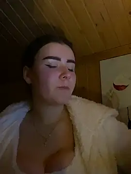 mewKate online show from February 27, 2026, 7:36 pm