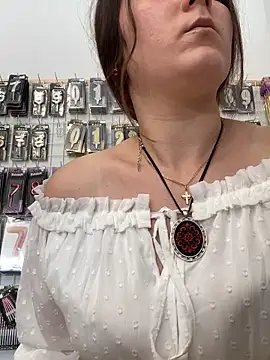 mewKate online show from May 7, 2026, 12:21 pm