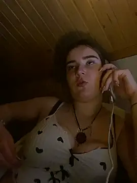 mewKate online show from May 8, 2026, 8:14 pm