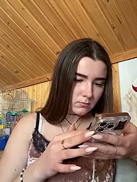 mewKate online show from May 14, 2026, 4:25 pm