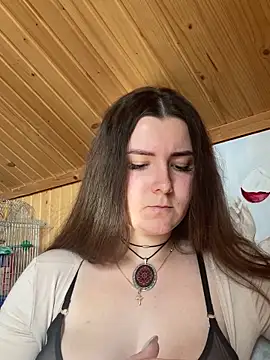 mewKate online show from June 3, 2026, 2:33 pm