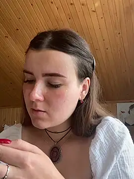 mewKate online show from June 23, 2026, 12:58 pm