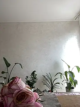 mewKate online show from July 16, 2026, 2:56 pm