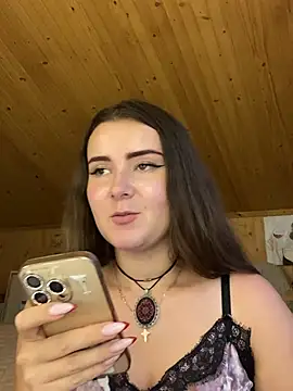 mewKate online show from July 19, 2026, 5:49 pm