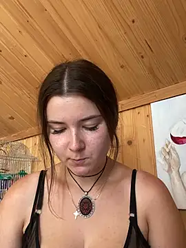 mewKate online show from July 23, 2026, 10:57 am