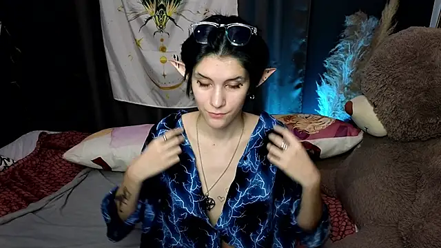 Hyeon Jin online show from January 14, 2025, 12:00 am