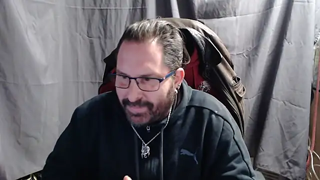 Streamlove77 online show from February 7, 2025, 5:07 pm