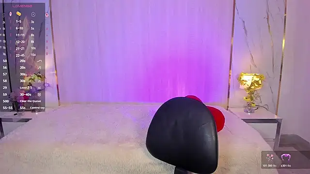 Snapshot of TylerBloom chatting on June 12, 2026, 1:43 pm TylerBloom online show from June 12, 2026, 1:43 pm