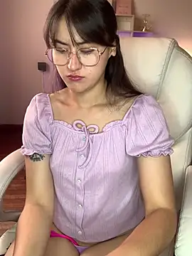 Snapshot of Camila_pinkk chatting on January 24, 2025, 1:03 pm Camila pinkk online show from January 24, 2025, 1:03 pm