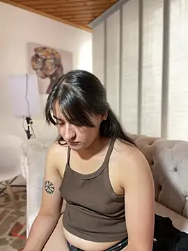 Snapshot of Camila_pinkk chatting on February 9, 2025, 4:40 pm Camila pinkk online show from February 9, 2025, 4:40 pm