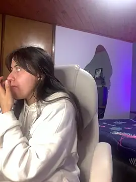 Snapshot of Camila_pinkk chatting on February 25, 2025, 6:42 pm Camila pinkk online show from February 25, 2025, 6:42 pm