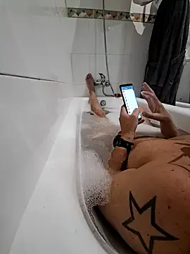 Gaditannus40 online show from October 18, 2025, 7:25 pm