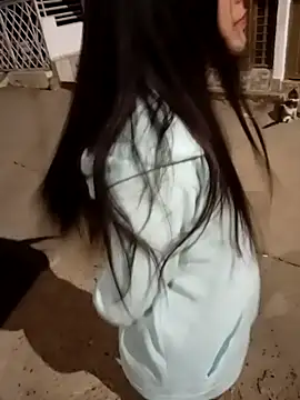 Snapshot of the_queen_of_street chatting on January 11, 2025, 3:34 am the queen of street online show from January 11, 2025, 3:34 am