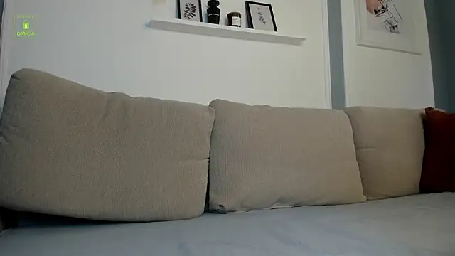 Stephany Richardz online show from October 7, 2025, 5:15 am