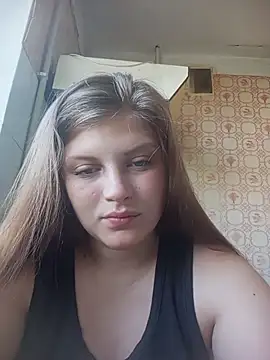 Lauren Amabel online show from June 27, 2026, 6:51 am