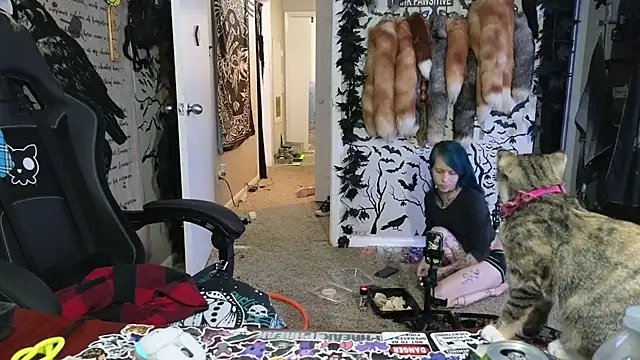 Snapshot of trashbrat chatting on November 14, 2025, 6:23 am trashbrat online show from November 14, 2025, 6:23 am