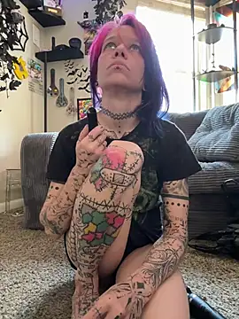 trashbrat online show from May 13, 2026, 9:22 pm