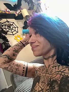 trashbrat online show from August 3, 2026, 5:38 pm