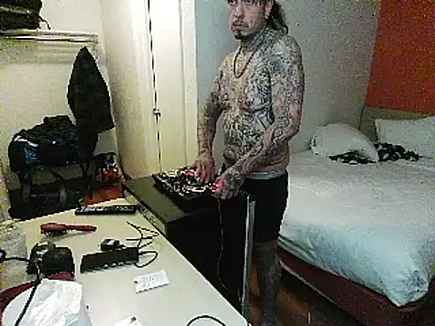 justthetip4209 online show from February 19, 2025, 3:06 am