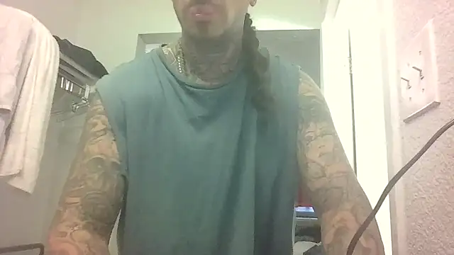 justthetip4209 online show from September 27, 2025, 6:13 pm