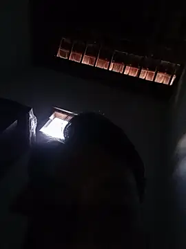 Itsmeannzzz online show from March 22, 2026, 5:00 am