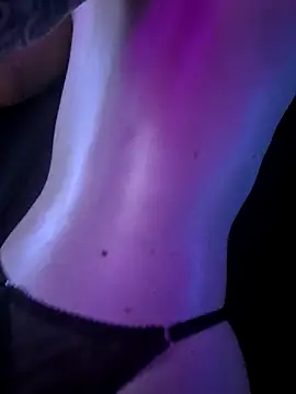 IceFoxy online show from October 26, 2025, 5:19 pm