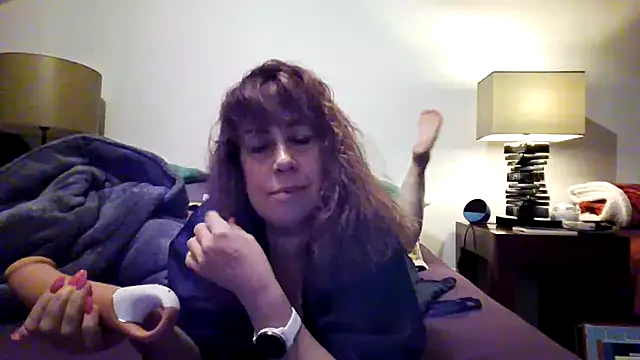 sweetinside  online show from February 23, 2025, 6:56 pm