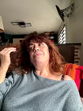 sweetinside  online show from November 15, 2025, 2:24 pm