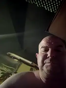 Snapshot of hesjustafriend chatting on February 7, 2025, 4:06 am hesjustafriend online show from February 7, 2025, 4:06 am