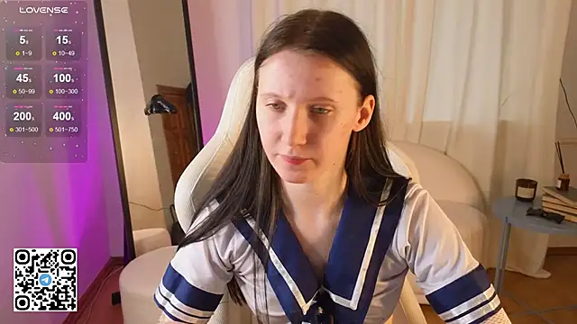 Snapshot of mon_lola chatting on January 27, 2025, 6:30 am mon lola online show from January 27, 2025, 6:30 am