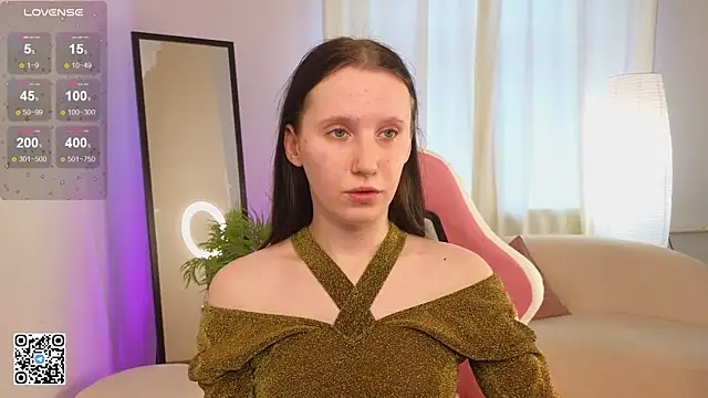 Snapshot of mon_lola chatting on February 3, 2025, 9:52 am mon lola online show from February 3, 2025, 9:52 am