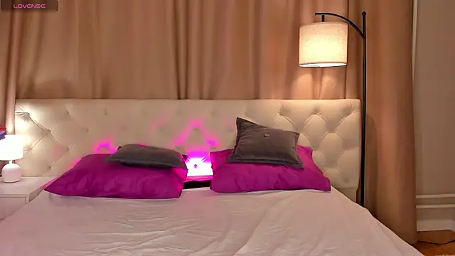 passi lover online show from March 7, 2026, 1:35 am