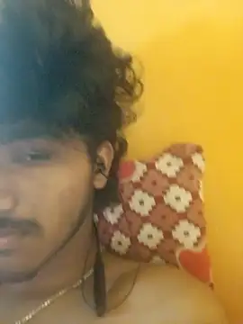 CosmicEmuu online show from November 16, 2025, 10:54 am