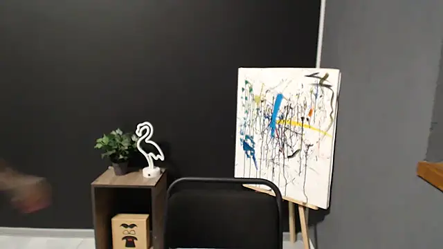 Snapshot of mini_girly chatting on January 24, 2025, 3:24 pm mini girly online show from January 24, 2025, 3:24 pm