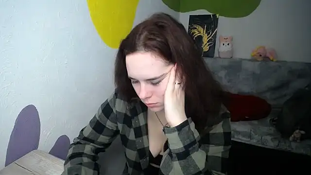 Snapshot of mini_girly chatting on February 1, 2025, 7:05 am mini girly online show from February 1, 2025, 7:05 am