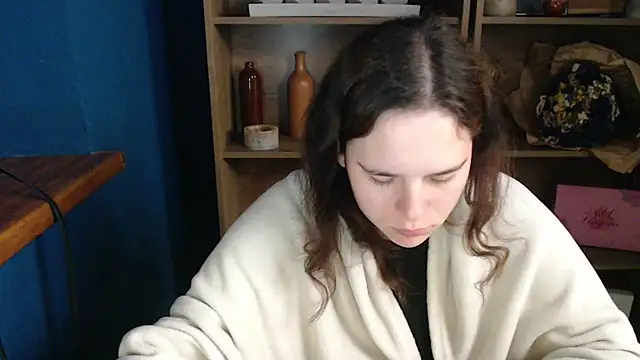 Snapshot of mini_girly chatting on October 1, 2025, 6:41 am mini girly online show from October 1, 2025, 6:41 am