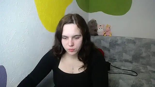 Snapshot of mini_girly chatting on November 10, 2025, 1:10 pm mini girly online show from November 10, 2025, 1:10 pm