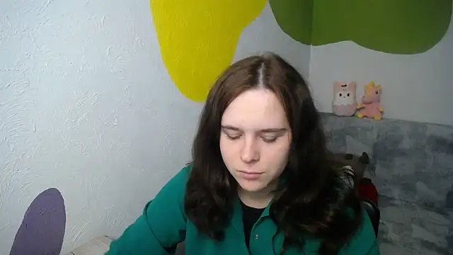 Snapshot of mini_girly chatting on November 14, 2025, 2:27 pm mini girly online show from November 14, 2025, 2:27 pm