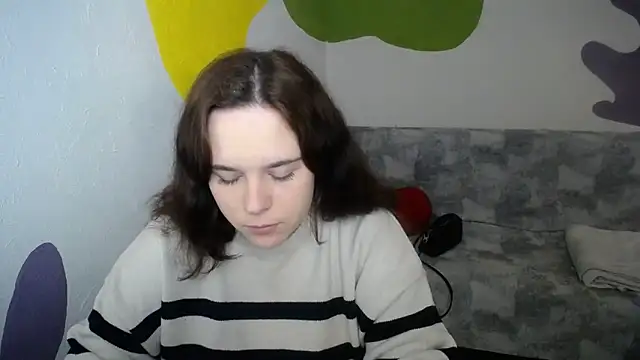 Snapshot of mini_girly chatting on December 3, 2025, 1:20 pm mini girly online show from December 3, 2025, 1:20 pm