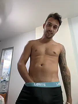 Snapshot of carvalhofelipe chatting on January 23, 2025, 10:22 pm carvalhofelipe online show from January 23, 2025, 10:22 pm