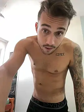 Snapshot of carvalhofelipe chatting on February 10, 2025, 1:33 pm carvalhofelipe online show from February 10, 2025, 1:33 pm