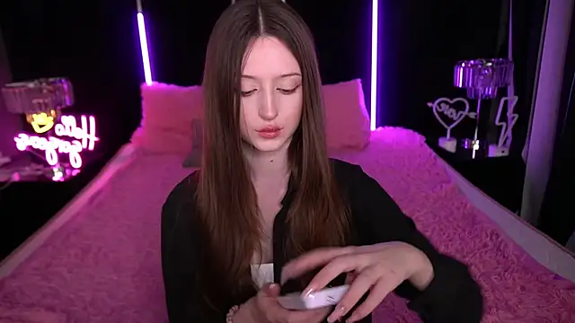 Snapshot of Marmeladkaaa chatting on September 9, 2025, 3:44 pm Marmeladkaaa online show from September 9, 2025, 3:44 pm