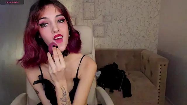 Ink  pleasure online show from January 24, 2025, 7:07 pm